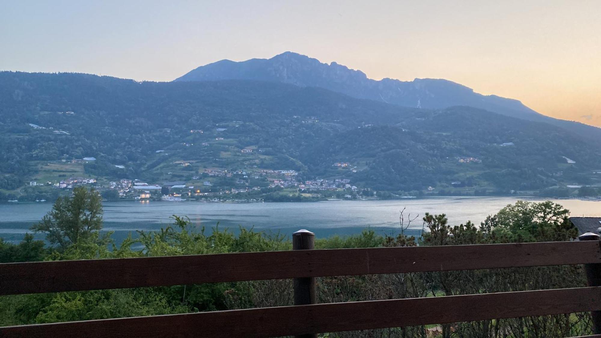 Lake Apartment Ischia White Tenna Eksteriør bilde